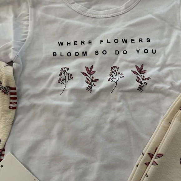 Bloom Baby Outfit - 3 Piece Set - Picture 3 of 4